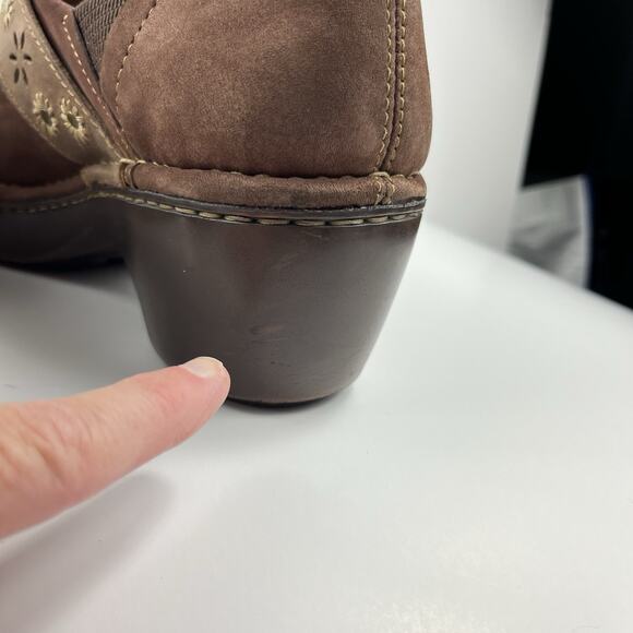 Ariat Westlake Womens Clogs 6.5B Brown Leather Floral Studded Slip On Equestrian - Picture 12 of 12